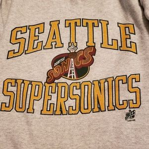 SEATTLE SUPERSONICS LOGO 7 XL CREW SWEATSHIRT